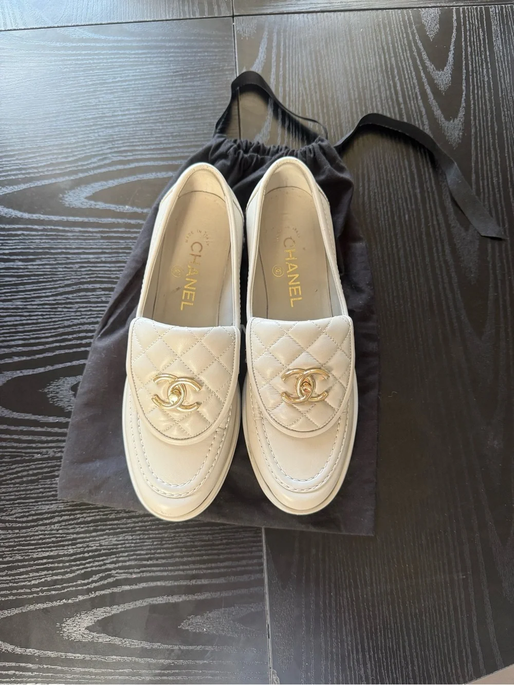 CHANEL classic quilted